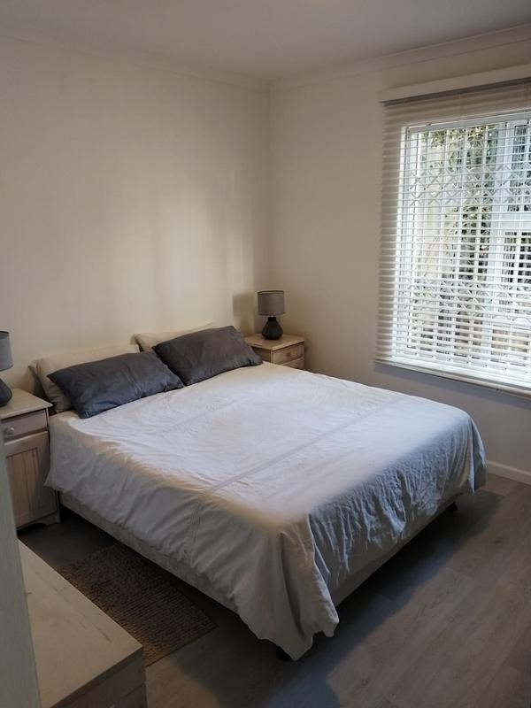 To Let 2 Bedroom Property for Rent in Wynberg Upper Western Cape